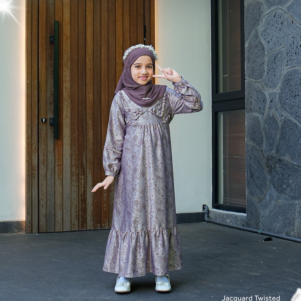 SARIMBIT ROYAL RADIANT ORCHID