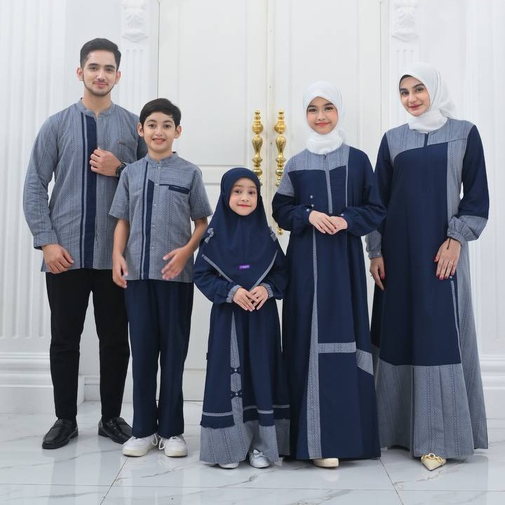SARIMBIT FAUZIA NAVY
