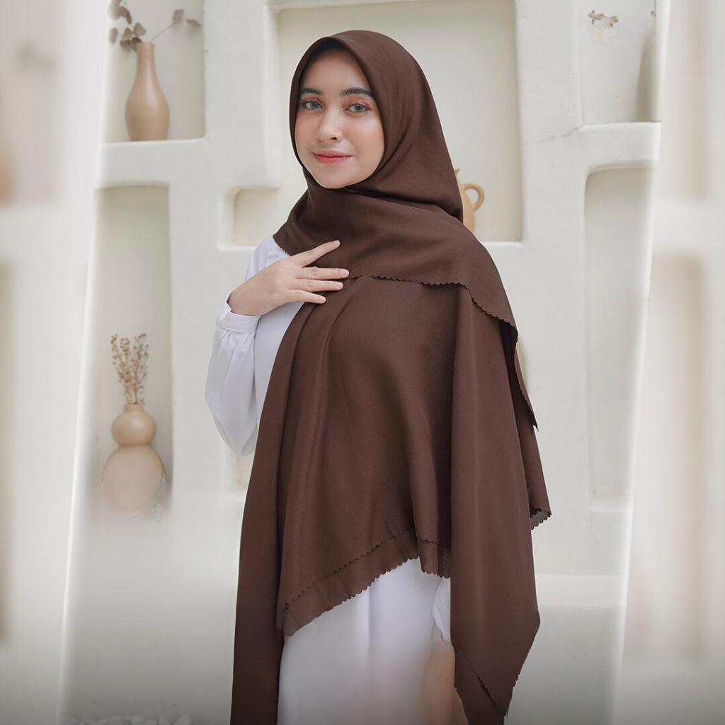 HIJAB PLAIN SCARF BY RAUNA POLOS KEKINIAN BAHAN VOAL GLOSSY